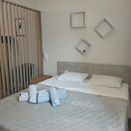 Anibo Studios & Apartments Center Egnatia *