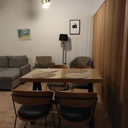 Anibo Studios & Apartments Center Egnatia