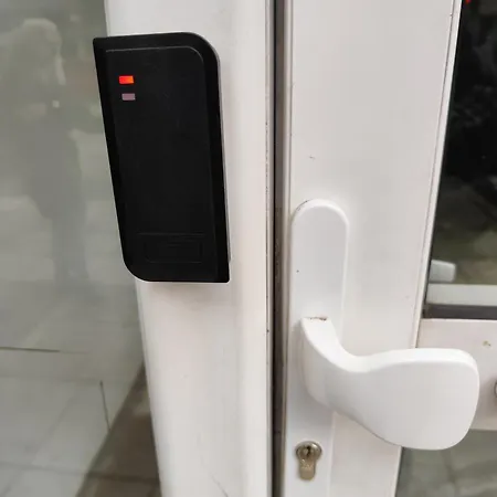 Lägenhet Anibo & Center 1551 *