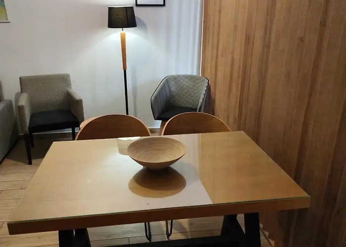 Apartamento Anibo & Center 1551 *